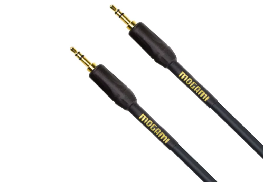 Mogami GOLD 3.5MM - 3.5MM стерео аудио патч-кабель